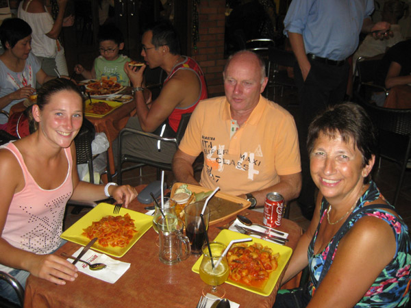 Eten bij Little Italy in Kota Kinabalu